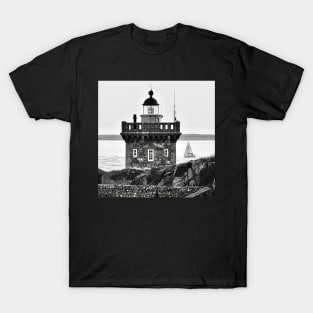 The Kermorvan turret and the sailboat T-Shirt